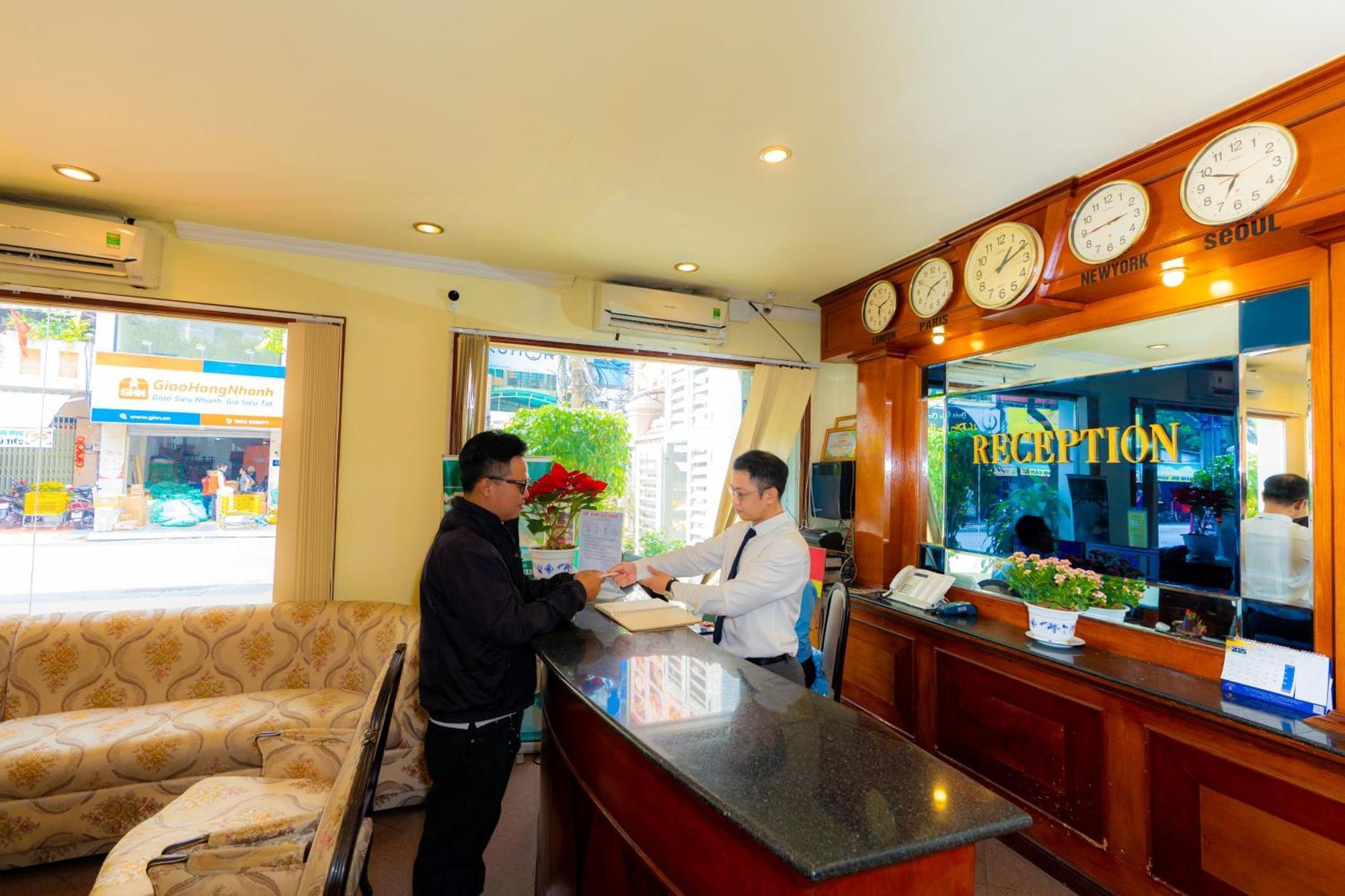Hoang Ha Boutique Hotel Ho Chi Minh City Exterior photo